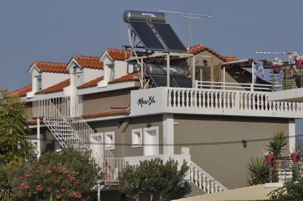 Mare Blu Studios & Suites Laganas Exterior photo
